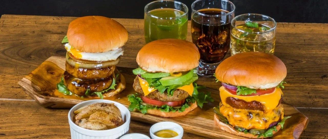 從可口可樂到麥當(dāng)勞，美國食飲巨頭如何打破經(jīng)濟(jì)寒冬？